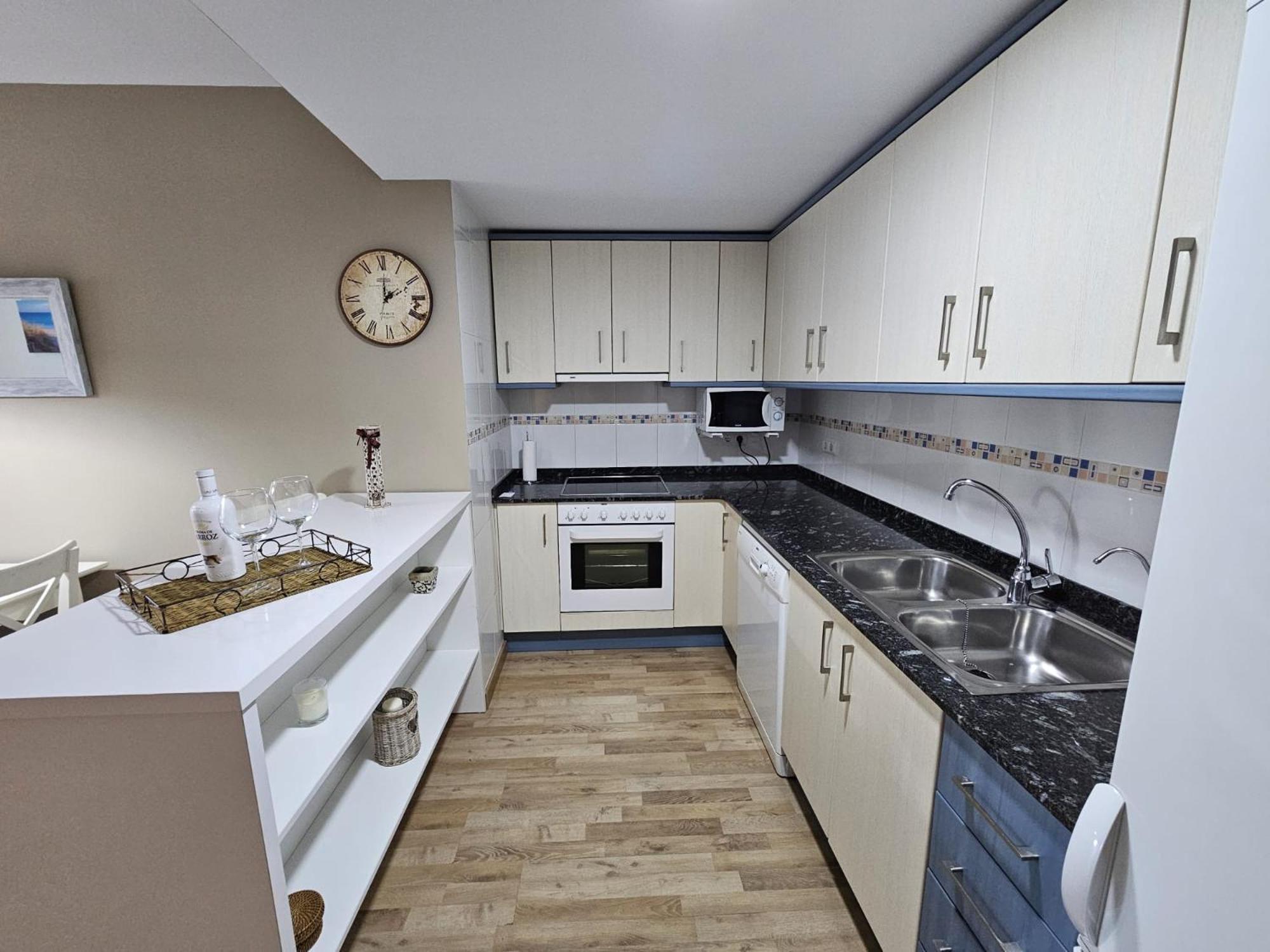 La Mar Apartment Ампоста Екстериор снимка